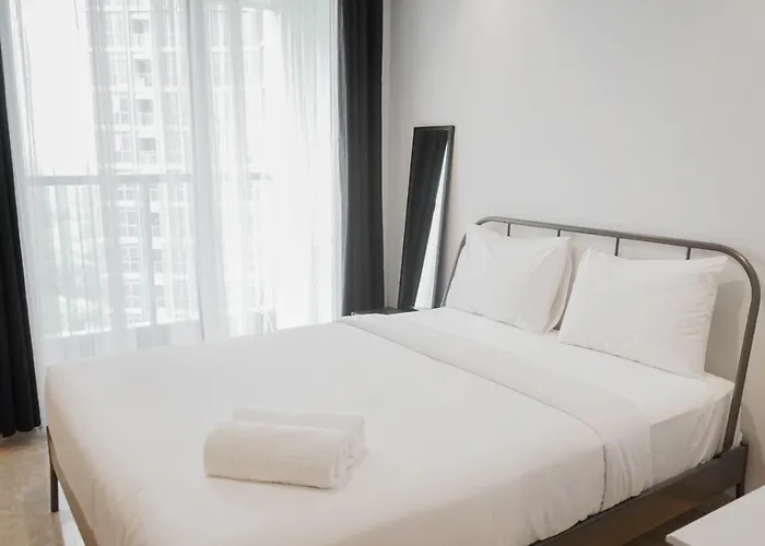 New Fully Furnished Studio Apartment At Gold Coast Pik By Travelio