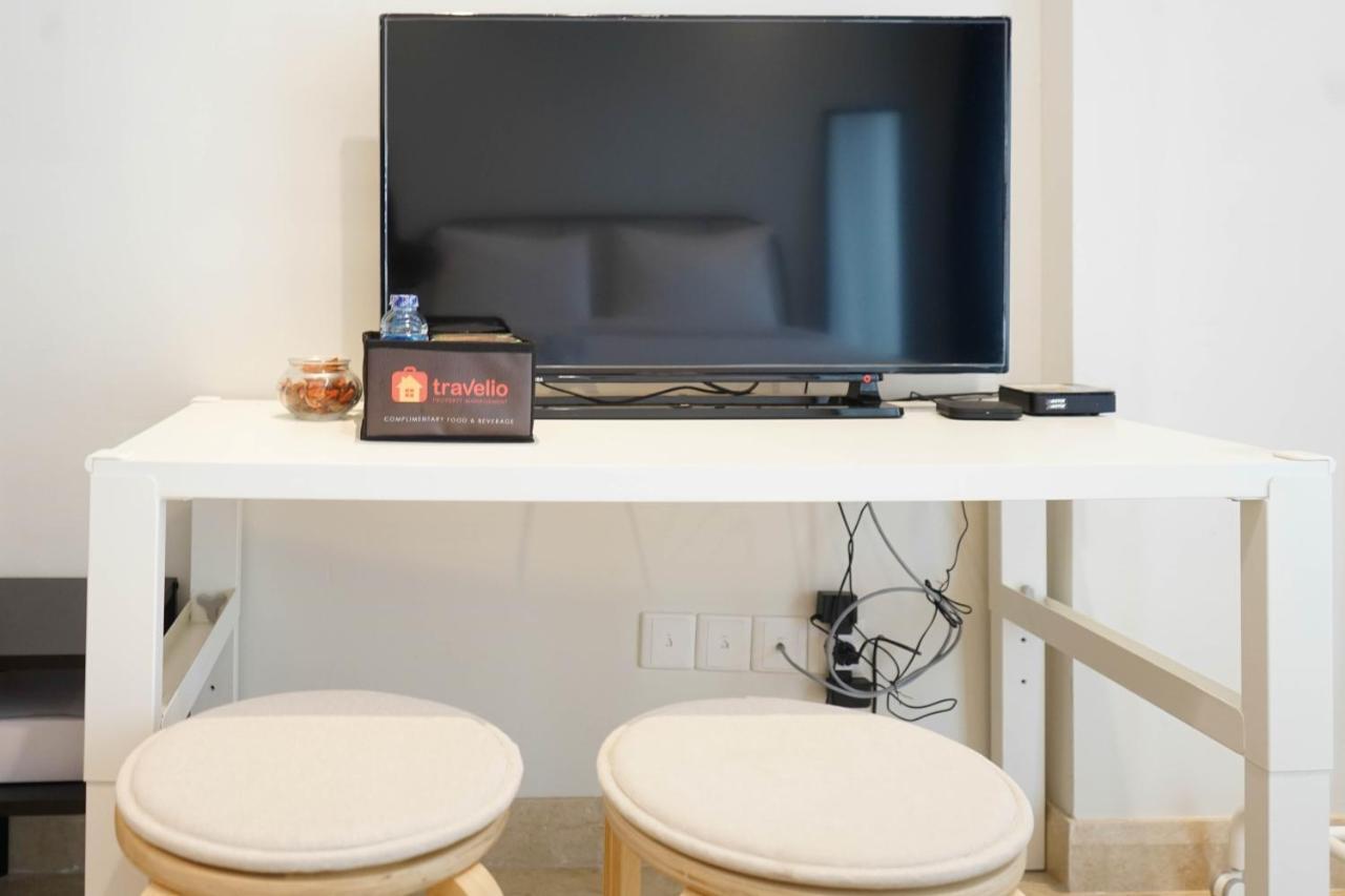 Apartemen New Fully Furnished At Gold Coast Pik By Travelio Jakarta